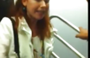 xxx 这家伙第一次约会的时候就和一个可爱的小女孩做爱了。 直接色情 滑稽