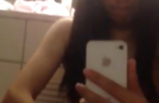 xxx 家庭视频 2 手淫 代词的电影 0 1 6年: 俄罗斯男生依次乱搞两名 1 8岁的女生