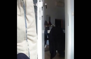 xxx 贝贝采取平板同性恋性爱与女朋友在厨房 性感18 闪烁